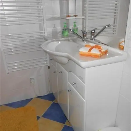 In Milna Mit Kleiner Sauna * Lojzova Paseka